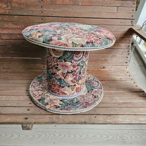 Floral upholstered spool - ,